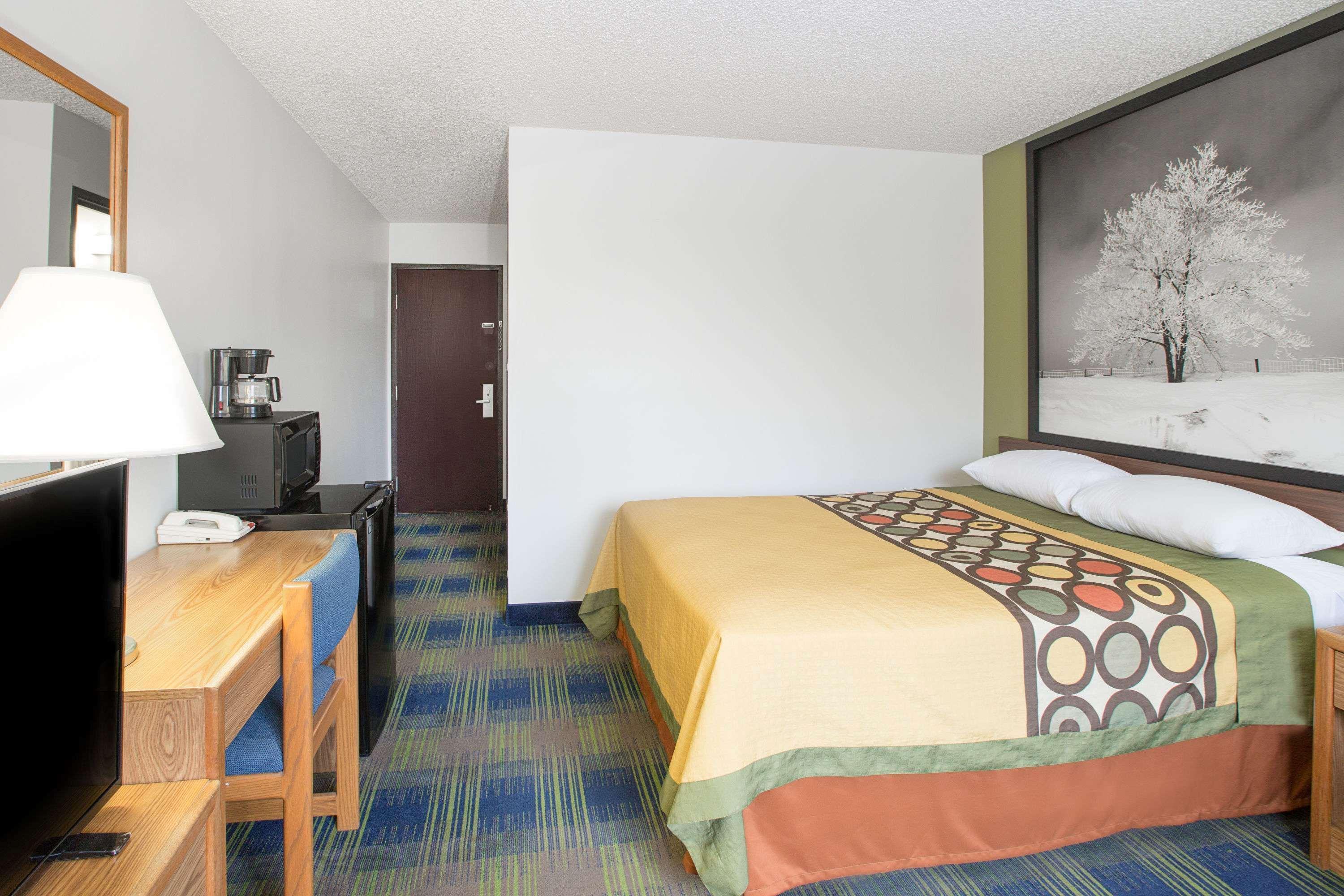 Super 8 By Wyndham Columbus Motel Dış mekan fotoğraf