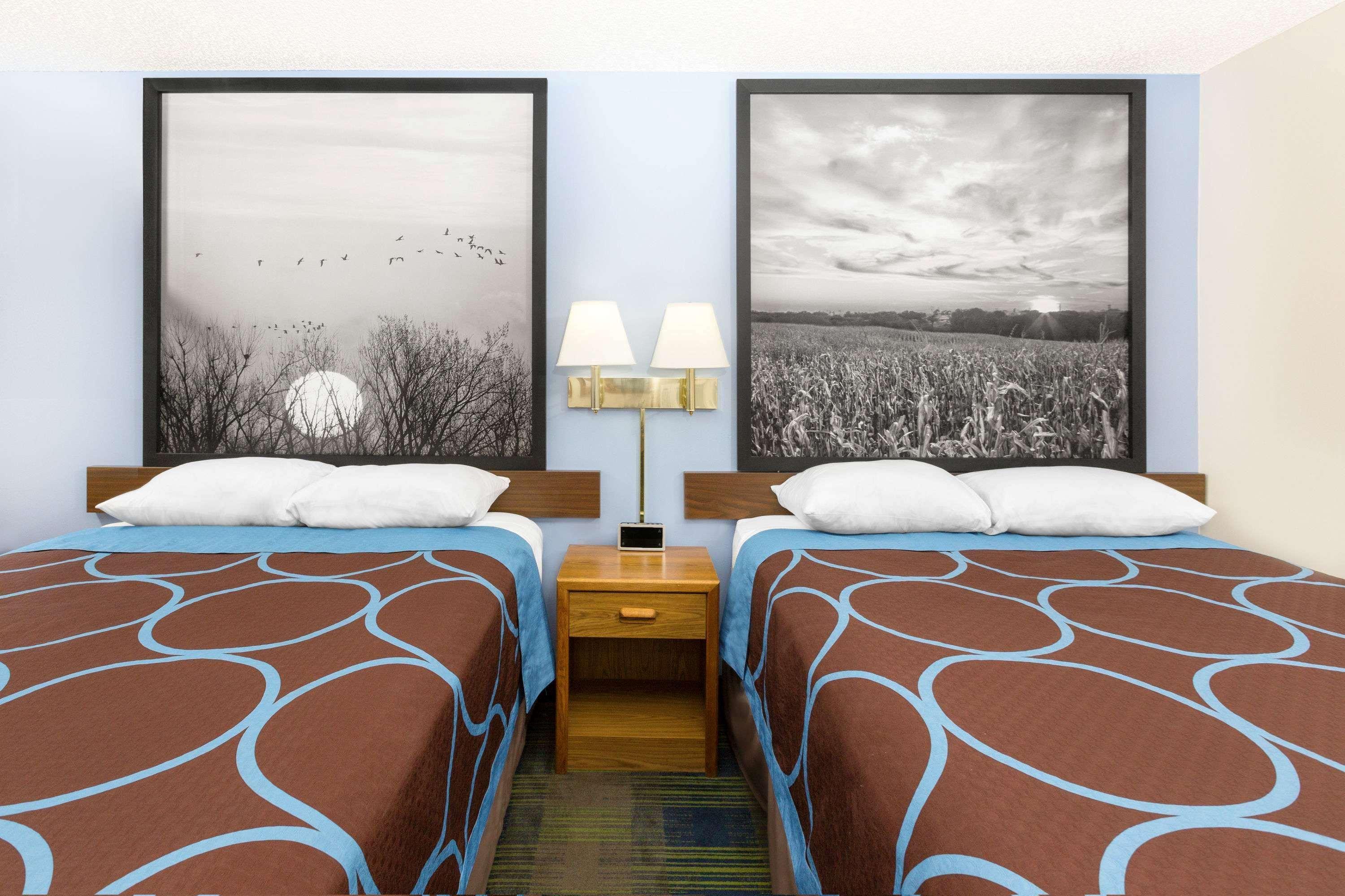 Super 8 By Wyndham Columbus Motel Dış mekan fotoğraf