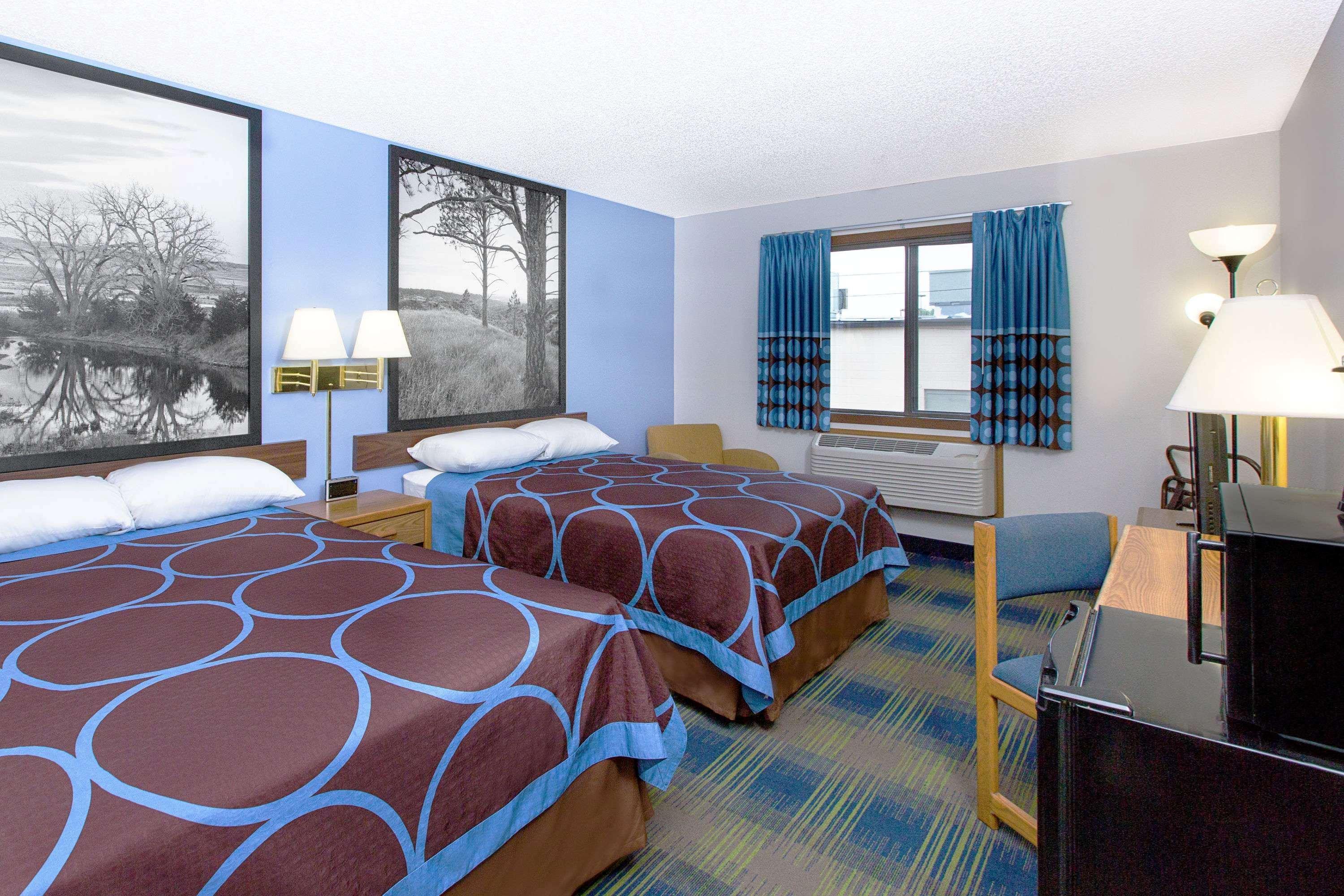 Super 8 By Wyndham Columbus Motel Dış mekan fotoğraf