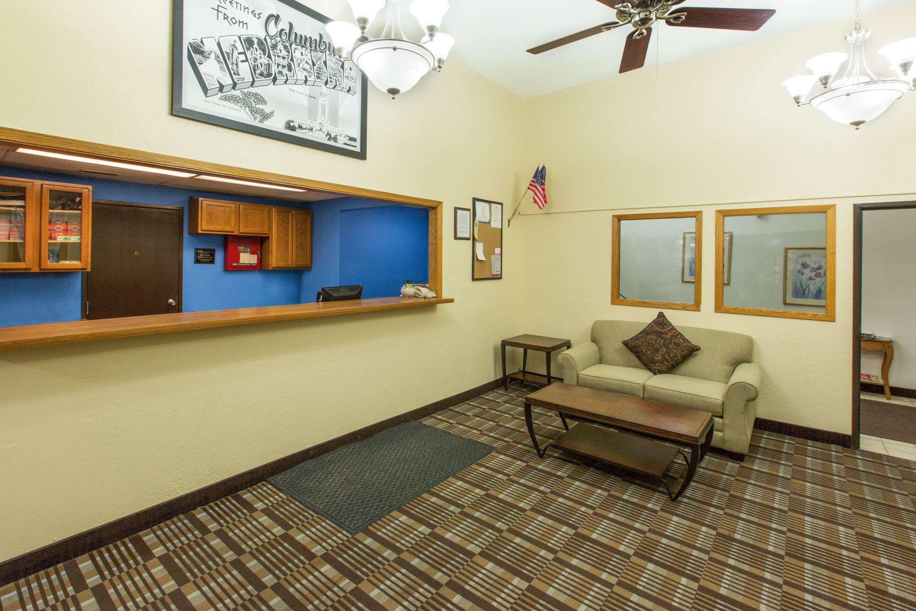 Super 8 By Wyndham Columbus Motel Dış mekan fotoğraf